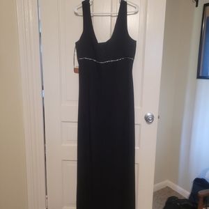 Formal dress. Black, 19/20. NWT.